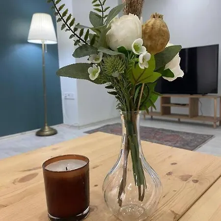 Renovated 2br Near Metro * Стамбул